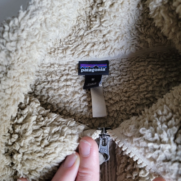 Patagonia quarter zip fleece - Picture 2 of 4